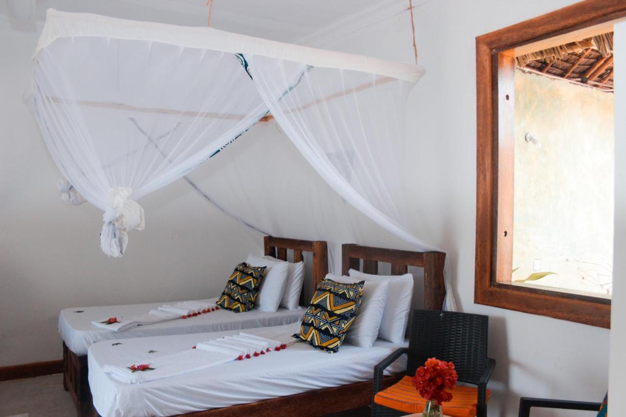 Zanzibar Kusini Beach Bungalows Hotel Kizimkazi Eksteriør billede