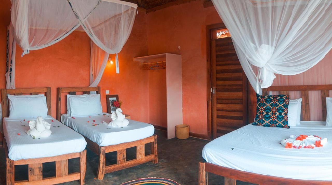 Zanzibar Kusini Beach Bungalows Hotel Kizimkazi Eksteriør billede