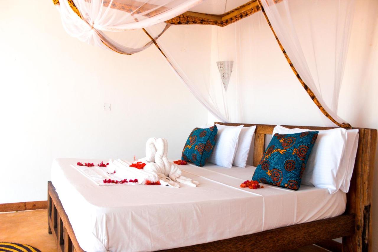 Zanzibar Kusini Beach Bungalows Hotel Kizimkazi Eksteriør billede