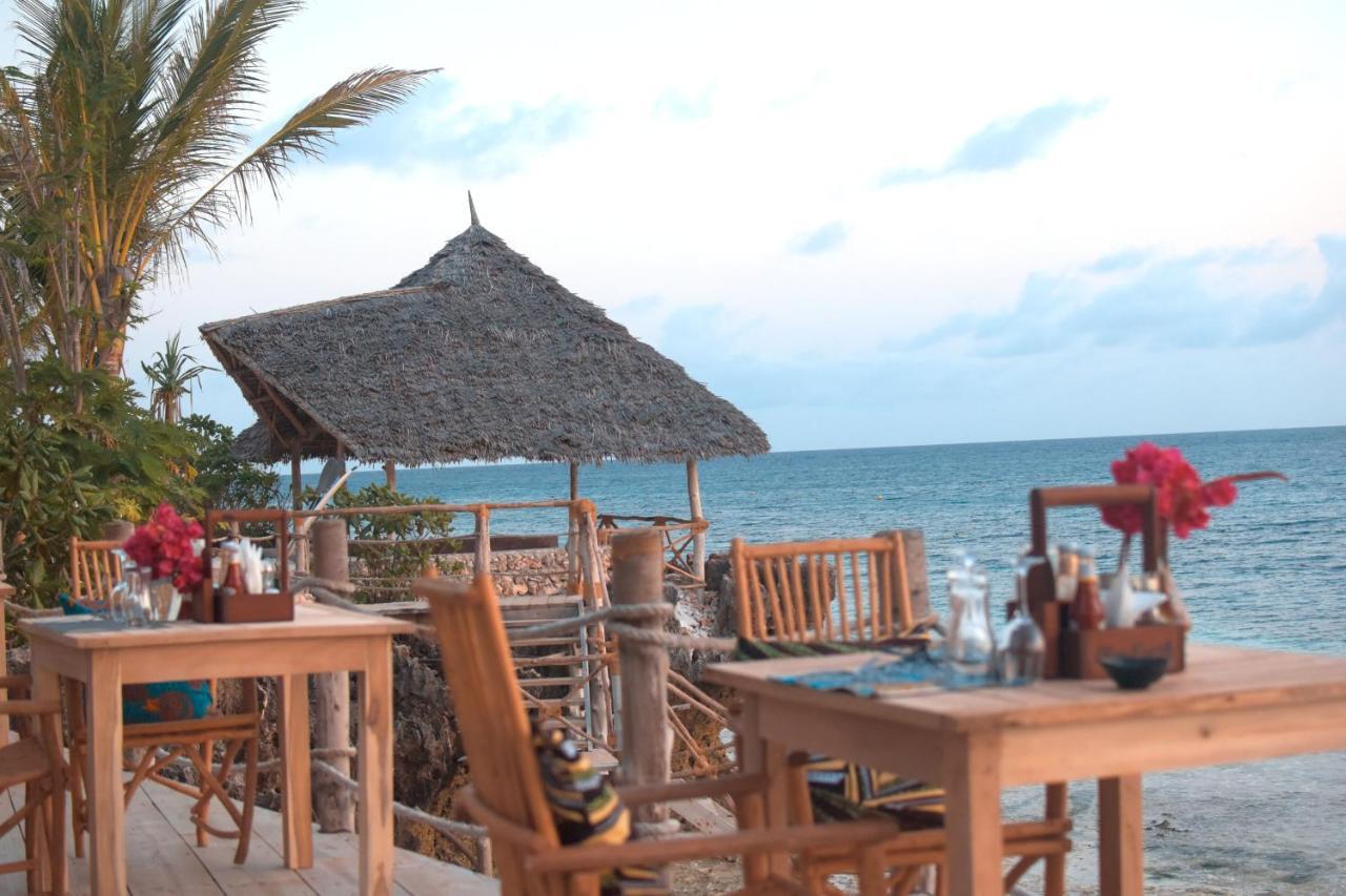 Zanzibar Kusini Beach Bungalows Hotel Kizimkazi Eksteriør billede